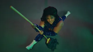 About Damn Time (Lizzo)