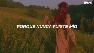 august (Taylor Swift)