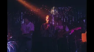 Are You Bored Yet? (Wallows)