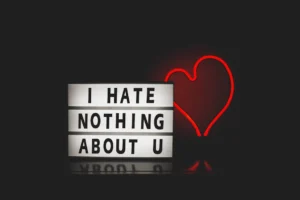 Lightbox message with neon heart - Credits: pexels
