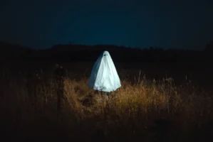Eerie ghost in a white - Credits: pexels