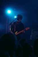 Energetic musician sings and plays - Credits: pexels