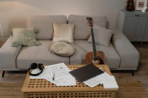 A comfortable home setting featuring - Credits: pexels