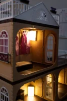 Close-up view of a dollhouse - Credits: pexels
