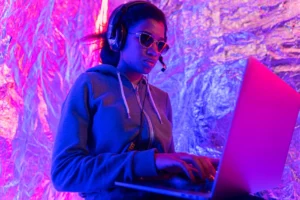 A dynamic DJ wearing sunglasses - Credits: pexels