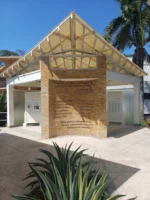 Contemporary exhibit structure in Dar - Credits: pexels