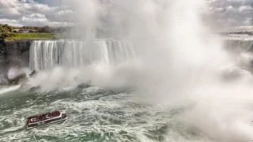 A scenic view of Niagara - Credits: pexels